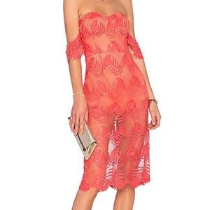 Brand: Lovers + Friends Gorgeous coral dress